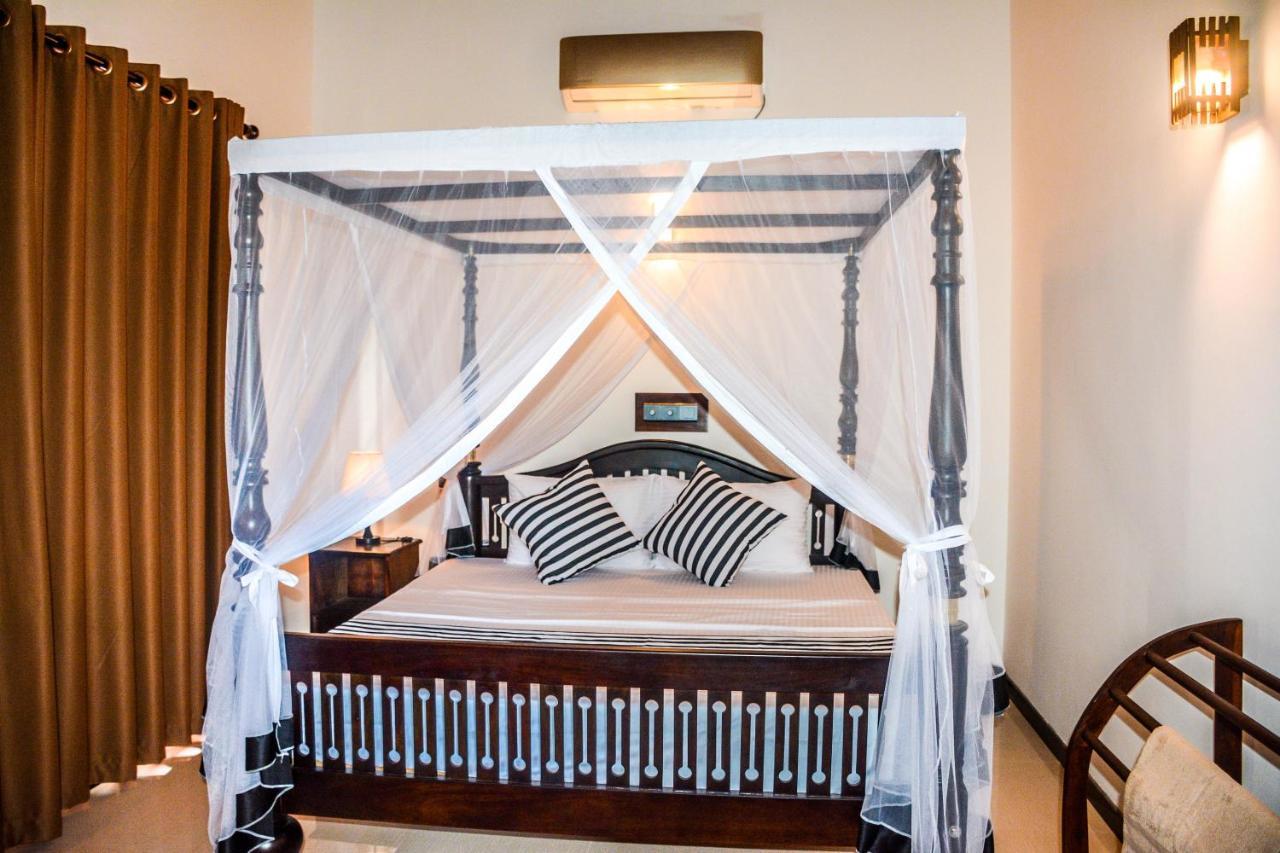 Janu Homestay タンガラ エクステリア 写真