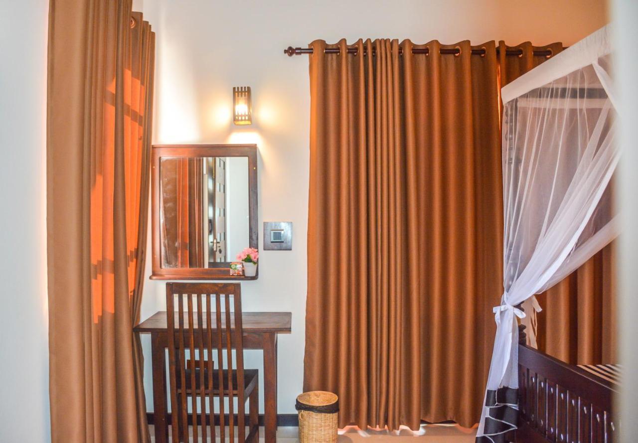 Janu Homestay タンガラ エクステリア 写真