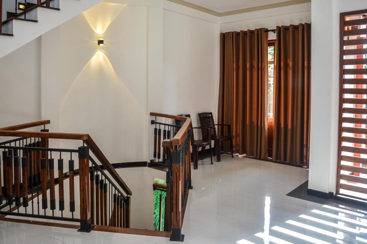 Janu Homestay タンガラ エクステリア 写真