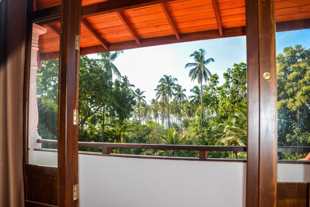 Janu Homestay タンガラ エクステリア 写真