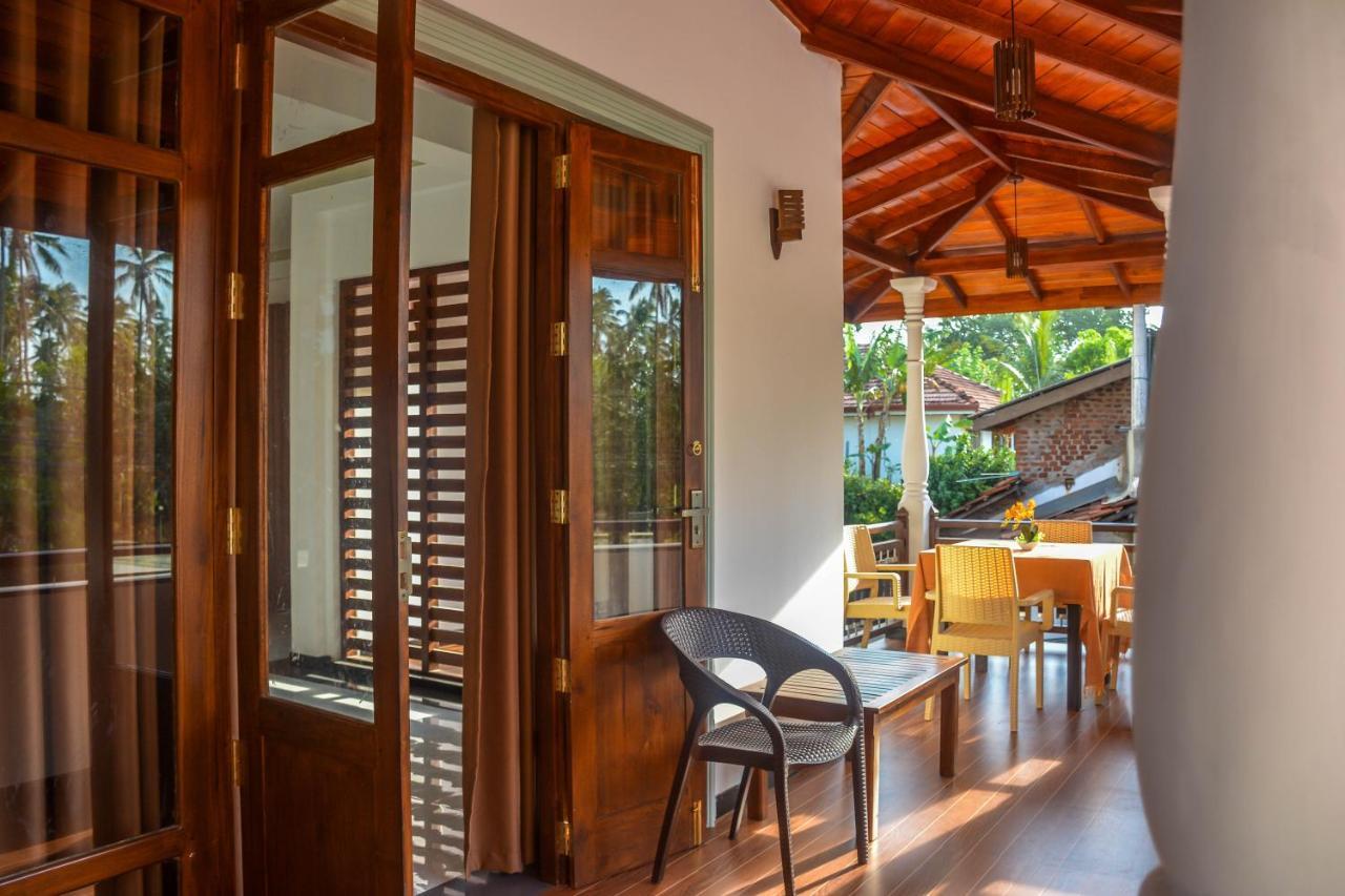 Janu Homestay タンガラ エクステリア 写真